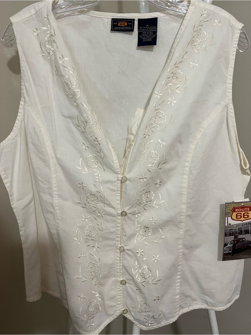 Vintage 100% Cotton Cream Embroidered Sleeveless Button-Front Top